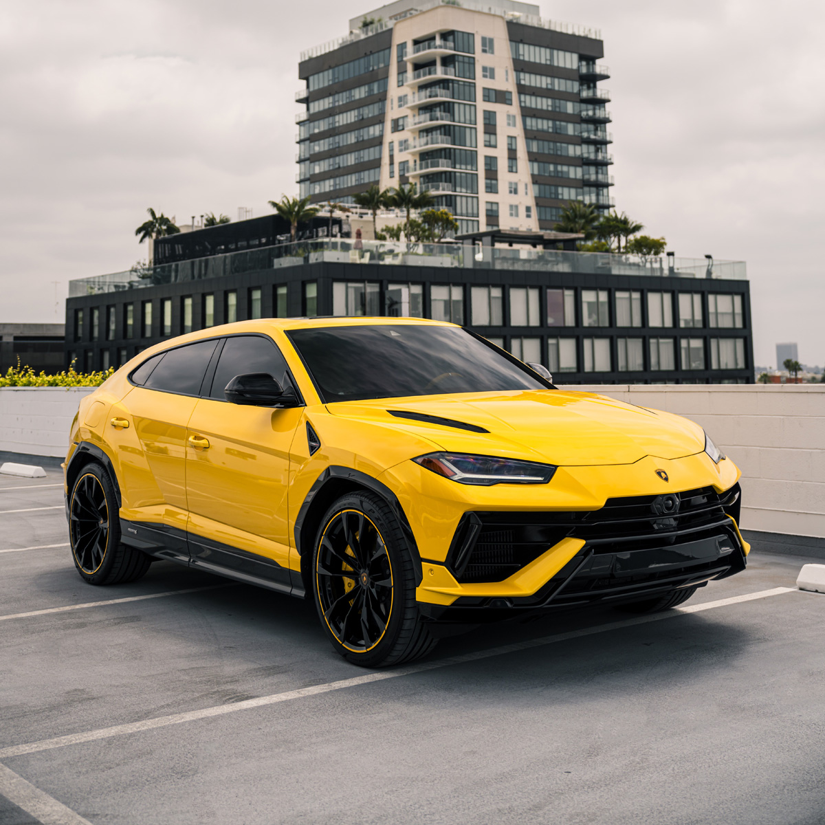 Lamborghini Urus 2018 - Image 2